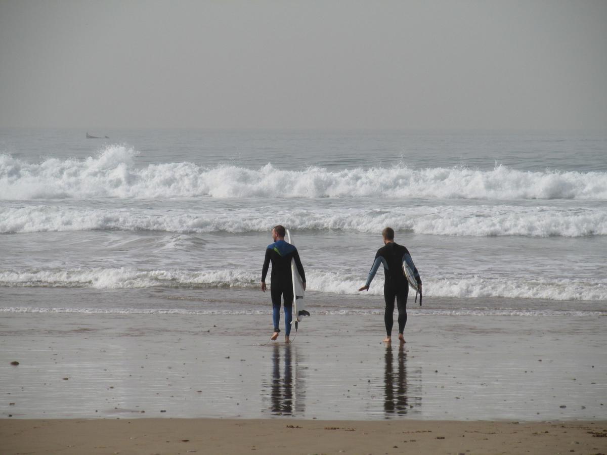 Surf 6 *